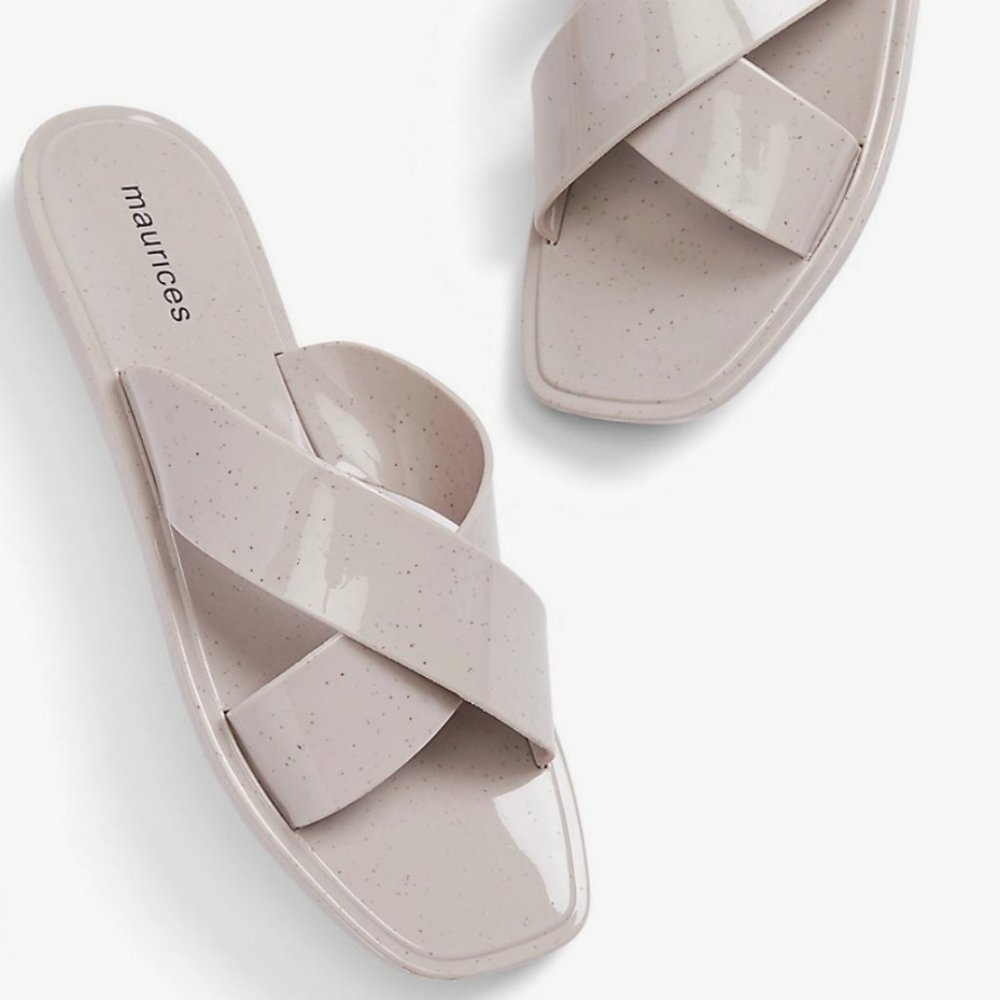 Size 12 Cream Colored Slides